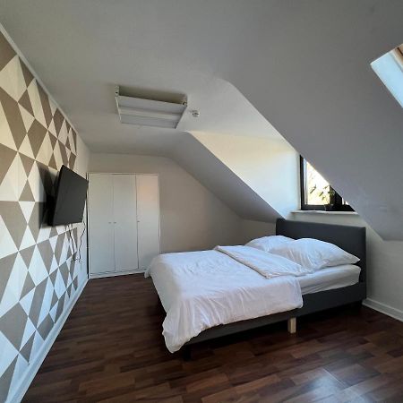 Moebliertes Wohnung Am Geroweiher Moenchengladbach Экстерьер фото